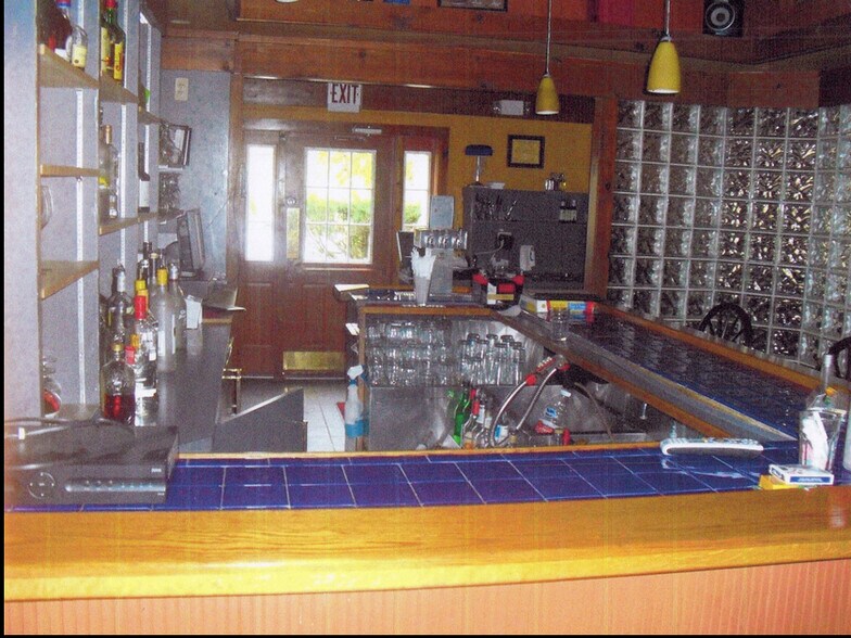 More Photos Of 62 Wood Rd, Chester Freestanding For Sale