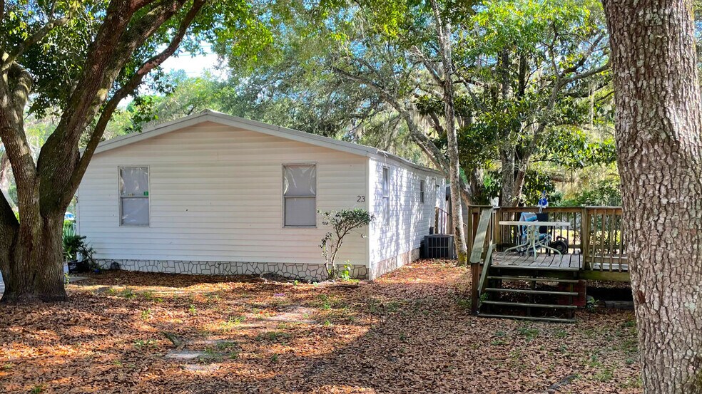 More Photos Of 14455 E Highway 25, Ocklawaha Manufactured Housing Mobile Home Park For Sale