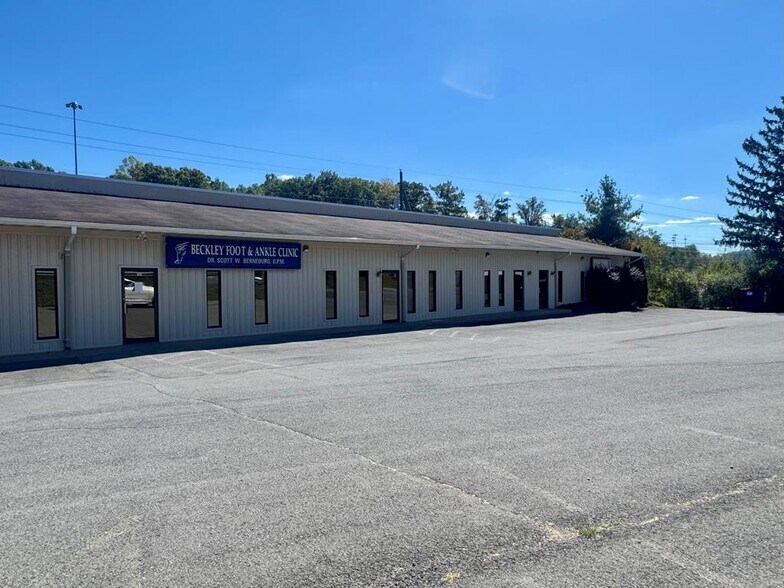 More Photos Of 313 Harper Park, Beckley Office For Lease