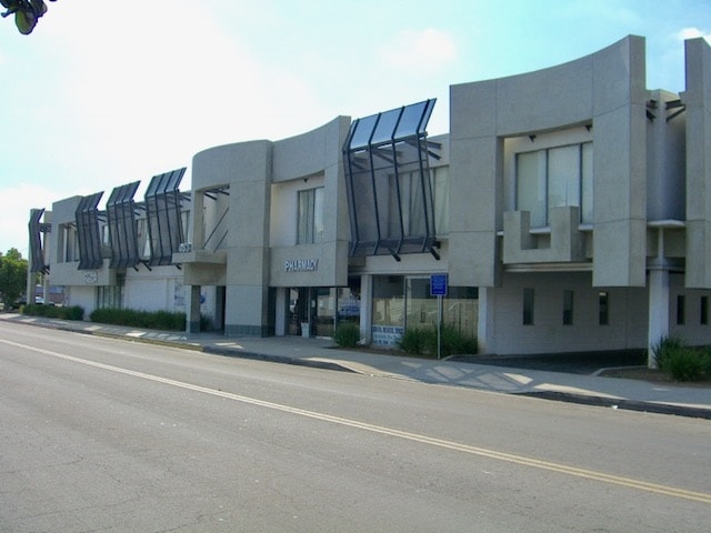 Primary Photo Of 433 N 4th St, Montebello Medical For Lease