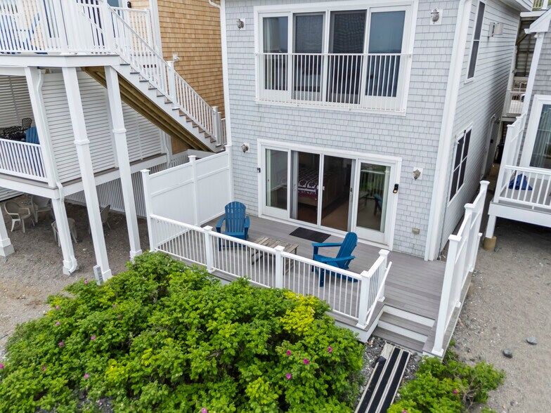 More Photos Of 113 113, 115 & 117 Perkins Cove, Ogunquit General Retail For Sale