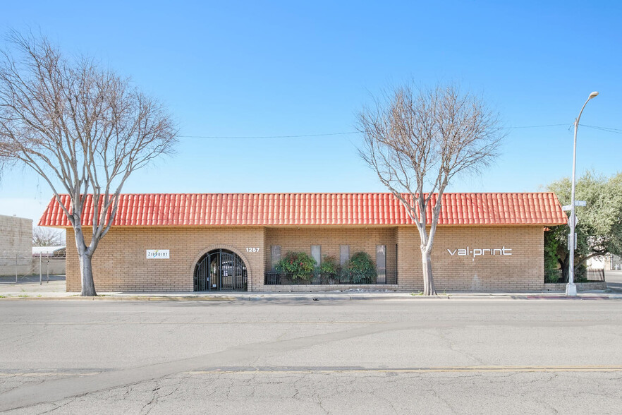 Primary Photo Of 1257 G St, Fresno Flex For Lease