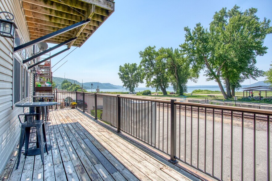 Primary Photo Of 3531 Wi-35, Maiden Rock Storefront Retail Residential For Sale