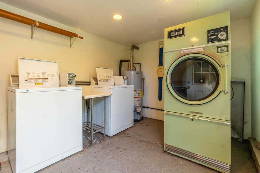 More Photos Of 420 Crescent Ave, Highland Apartments For Sale