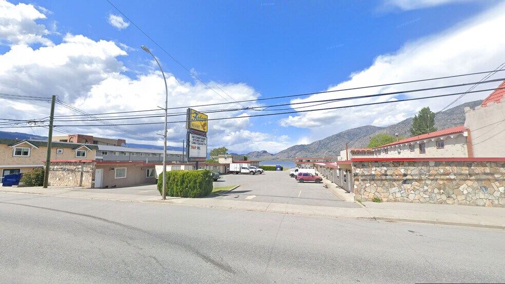More Photos Of 7106 Main St, Osoyoos Hotel For Sale