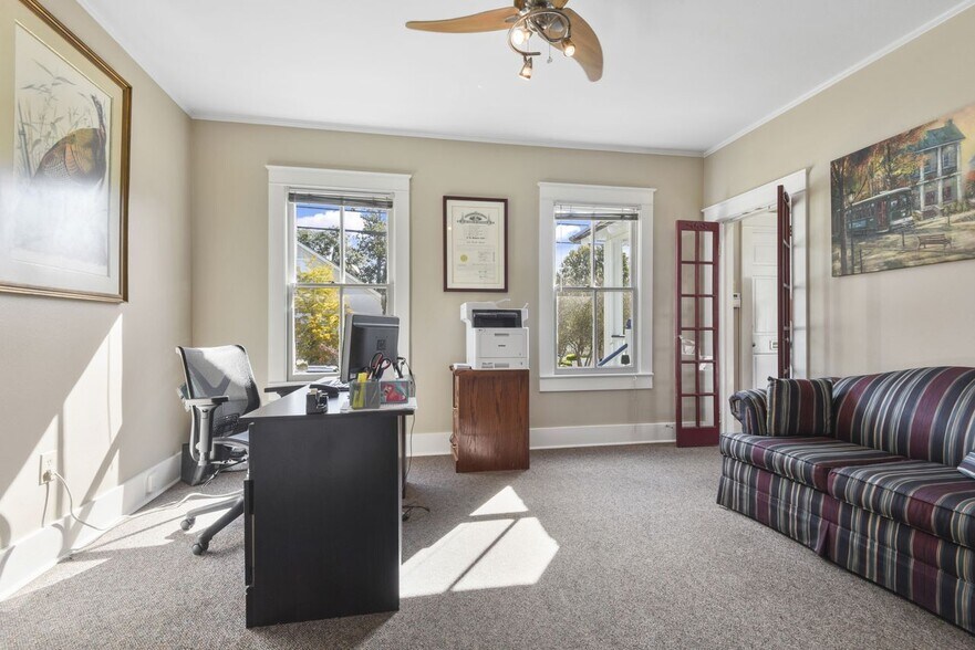 More Photos Of 533 Europe St, Baton Rouge Office For Sale