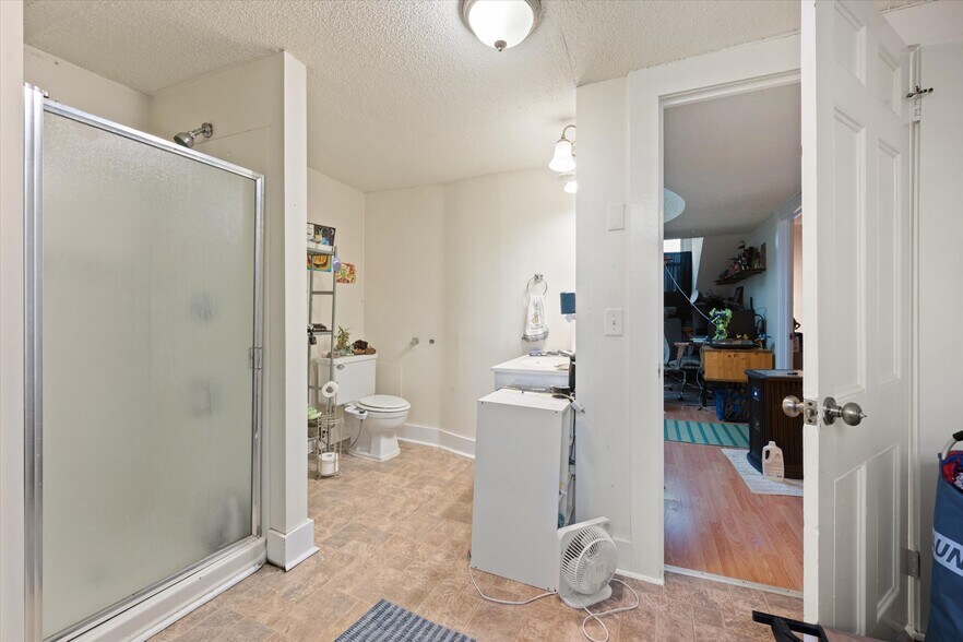 More Photos Of 72 3rd St, Bangor Apartments For Sale