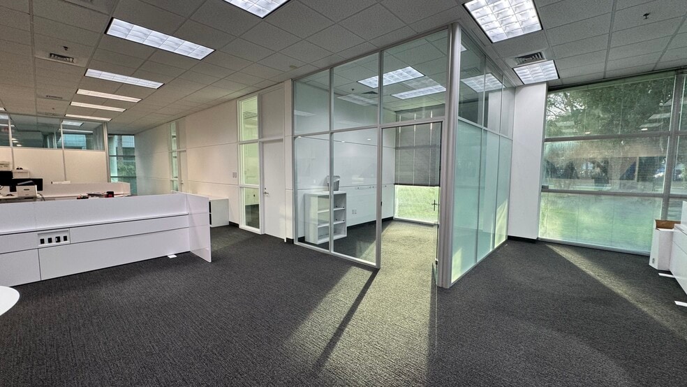 More Photos Of 2227 Welbilt Blvd, New Port Richey Office For Sale