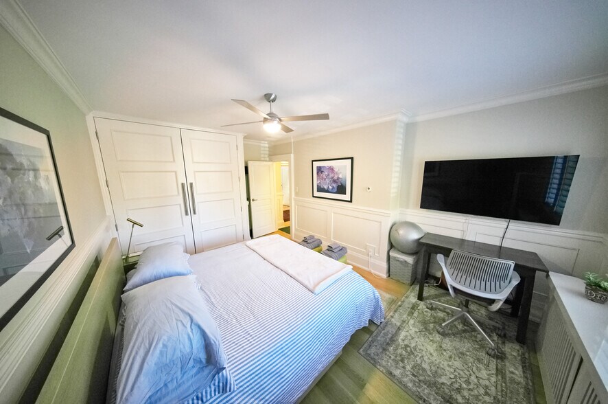 More Photos Of 59 High Park Blvd, Toronto Multifamily For Sale