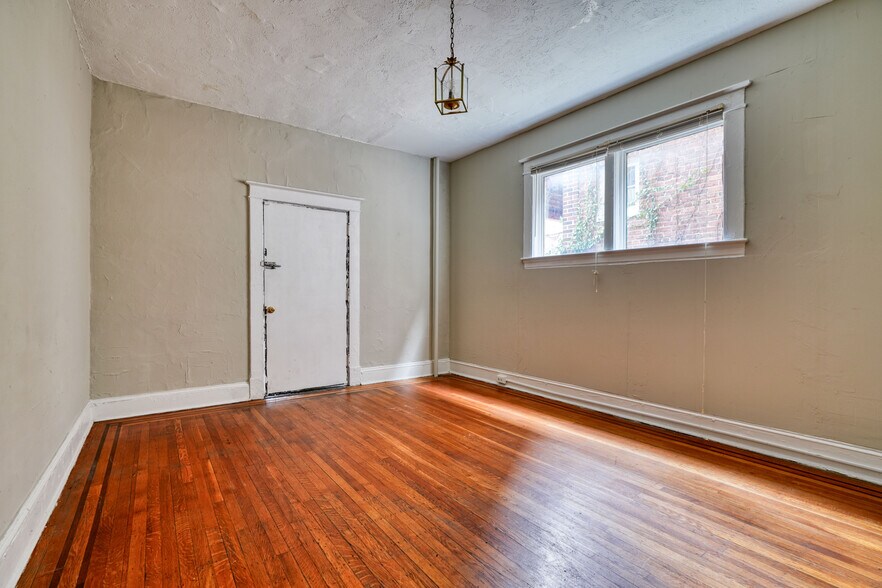 More Photos Of 2107-2111 Park Ave, Baltimore Apartments For Sale