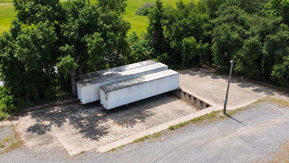More Photos Of 3145 US Highway 92 E, Lakeland Warehouse For Lease