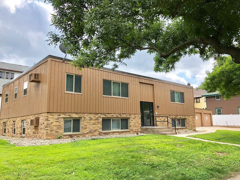 Primary Photo Of 301 W 18th St, Sioux Falls Apartments For Sale