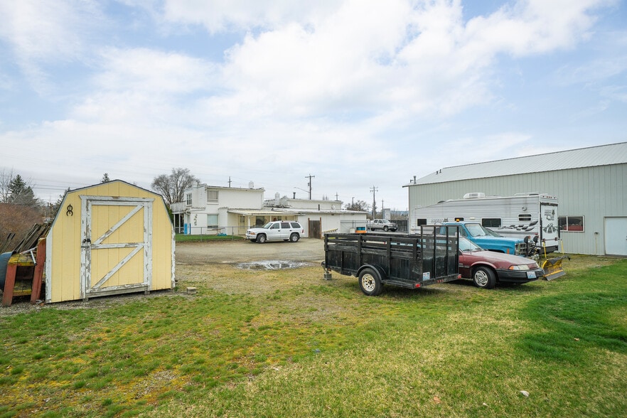 More Photos Of 19011 E Appleway Ave, Spokane Valley Auto Repair For Sale