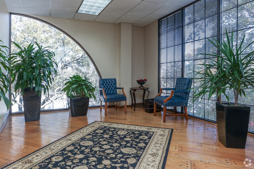 More Photos Of 2301 Ohio Dr, Plano Office For Lease