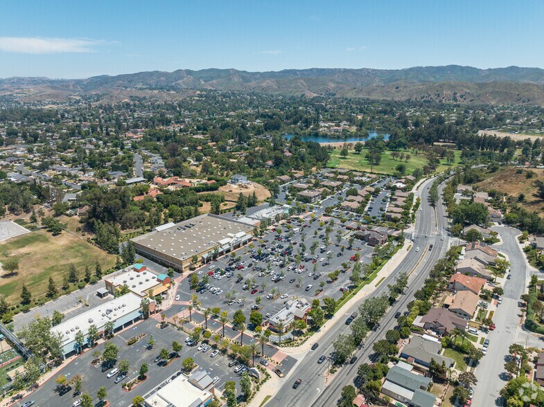 More Photos Of 1302 Madera Rd, Simi Valley Office For Lease