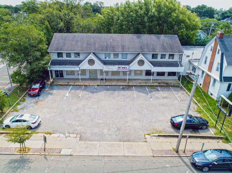 More Photos Of 118 Broadway, Lynbrook Storefront Retail Office For Lease