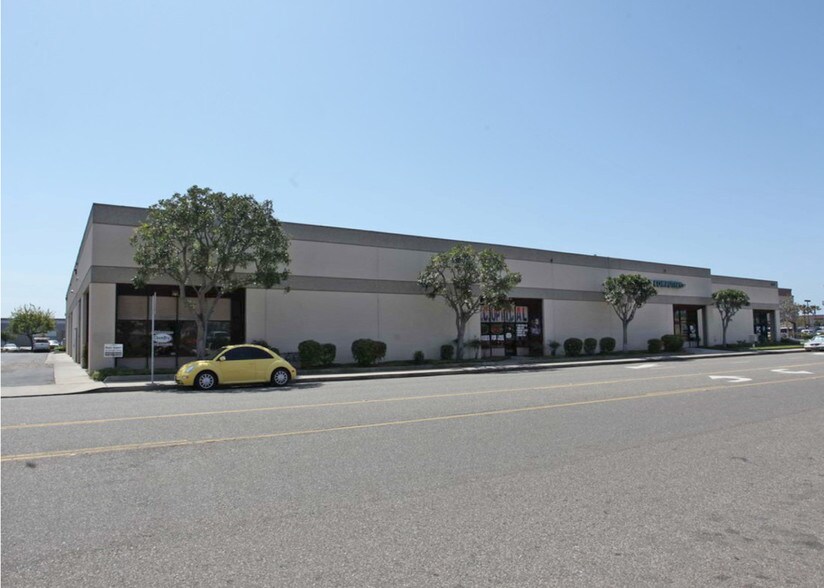 More Photos Of 1830 Lockwood St, Oxnard Warehouse For Lease