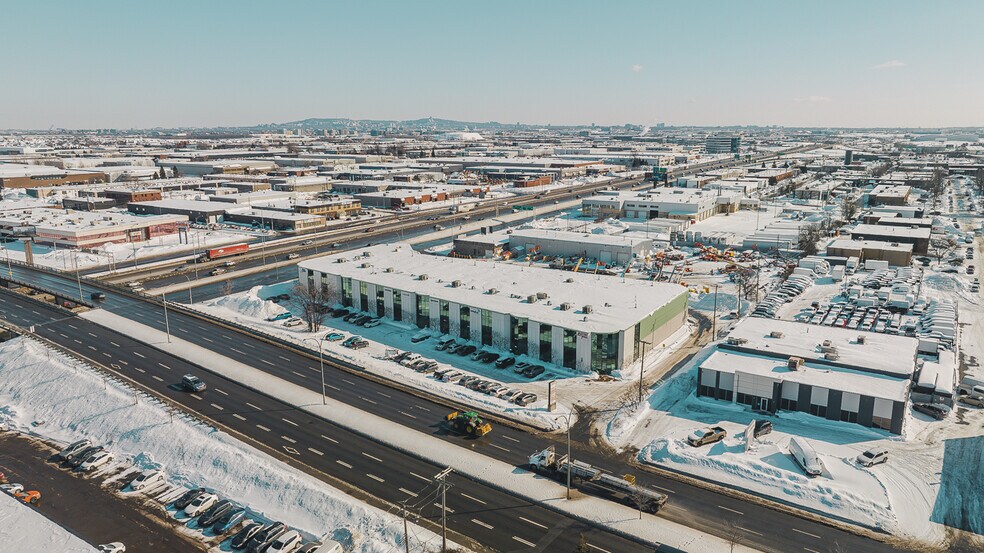 More Photos Of 9490-9490 Boul Henri-Bourassa W, Saint-Laurent Flex For Sale