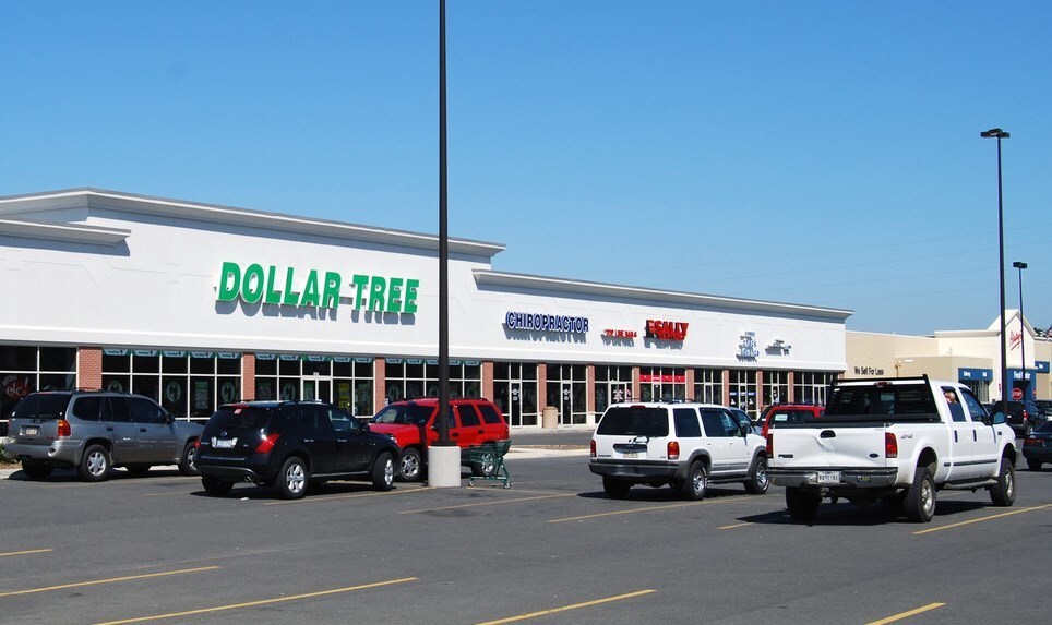 More Photos Of 5981-6033 Mer Rouge Rd, Bastrop Storefront For Lease