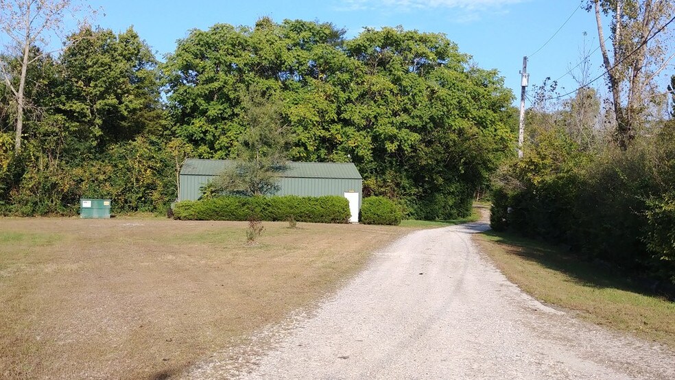 More Photos Of 340 Central Ave, Carlisle Marina For Sale