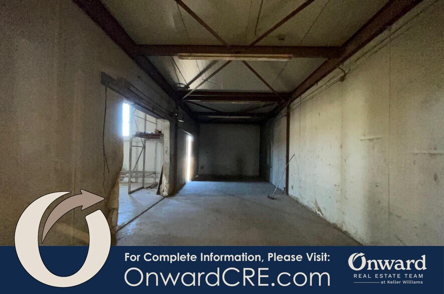 More Photos Of 1037 Industrial Blvd, Hewitt Distribution For Lease