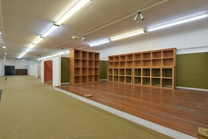 More Photos Of 511 W Broad Ave, Albany General Retail For Sale