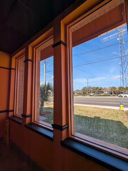More Photos Of 954 E Altamonte Dr, Altamonte Springs Restaurant For Sale