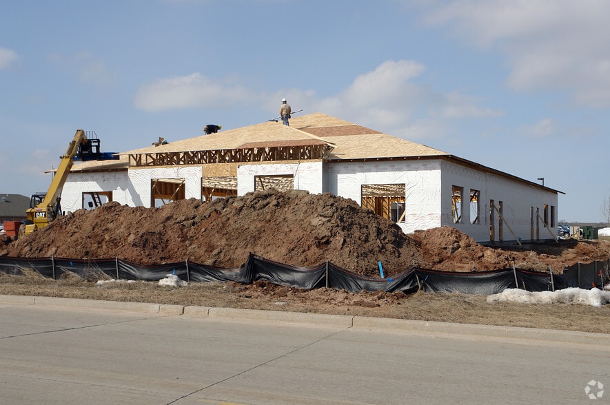 More Photos Of 3193 Voyager Dr, Green Bay Medical For Sale