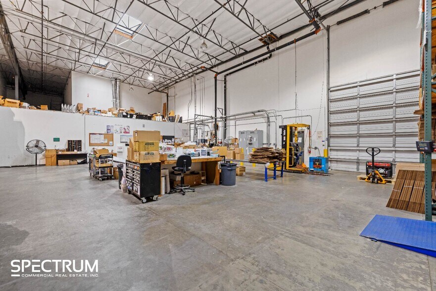 More Photos Of 29018 N Hancock Pky, Valencia Warehouse For Lease