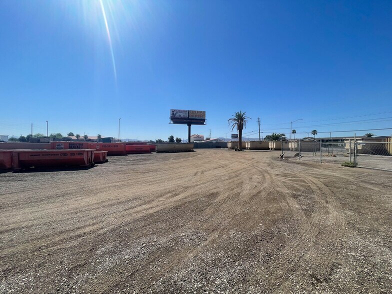 More Photos Of 5719 Boulder Hwy, Las Vegas Freestanding For Lease
