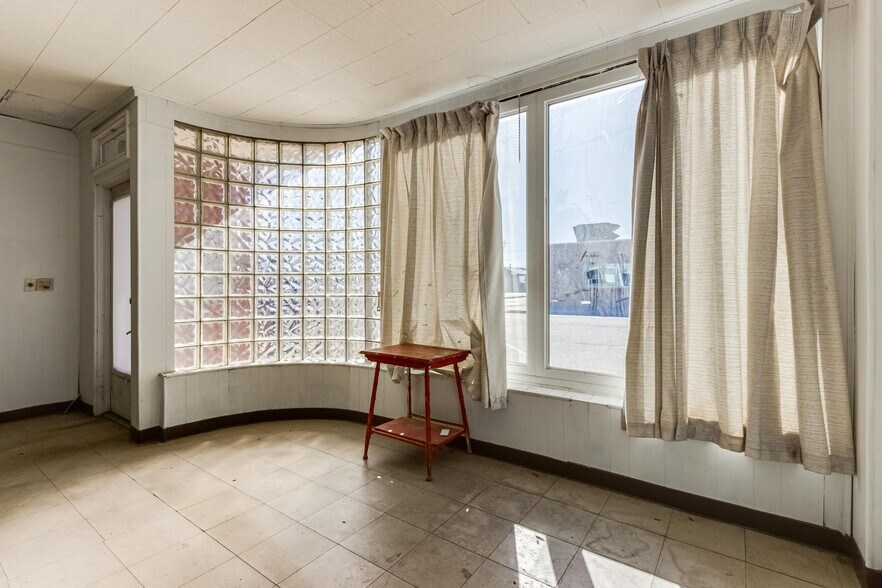 More Photos Of 124 W 6th St, Walsenburg Storefront Retail Office For Sale