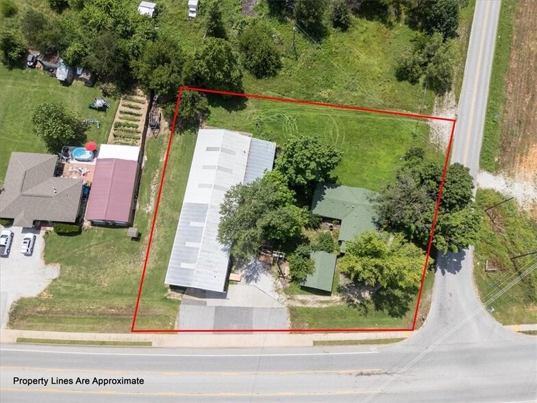 Primary Photo Of 909 McClure Ave, Lowell Service For Sale