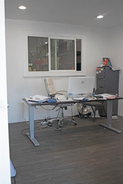 More Photos Of 2111 Bluebell Dr, Santa Rosa Service For Lease