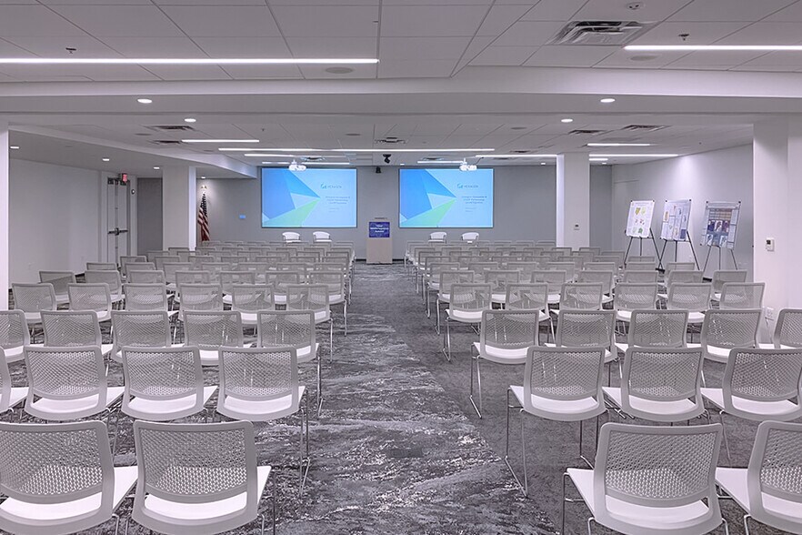 More Photos Of 13665 Dulles Technology Dr, Herndon Office For Lease