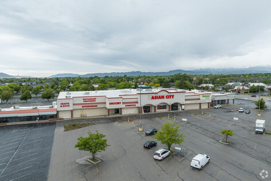 More Photos Of 1653 W 9000 S, West Jordan Storefront For Lease