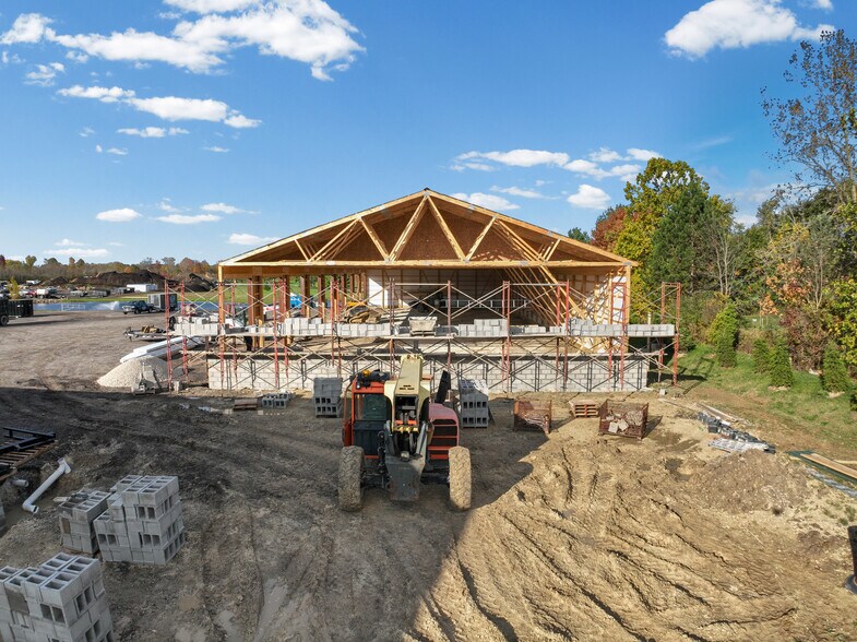 More Photos Of 3342 Pearl rd, Medina Flex For Lease