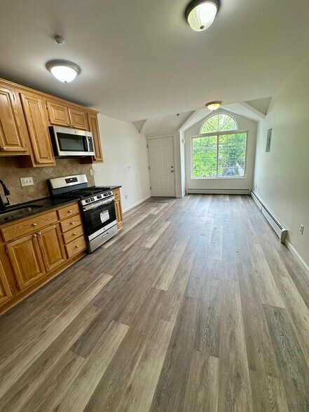 More Photos Of 5279 Arthur Kill Rd, Staten Island Apartments For Sale