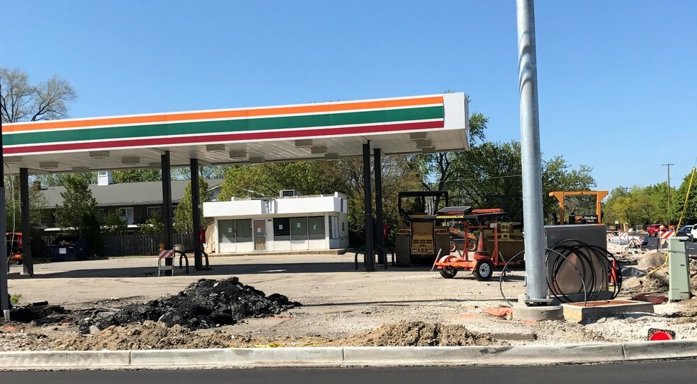 More Photos Of 2800 Dundee Rd, Northbrook Land For Sale