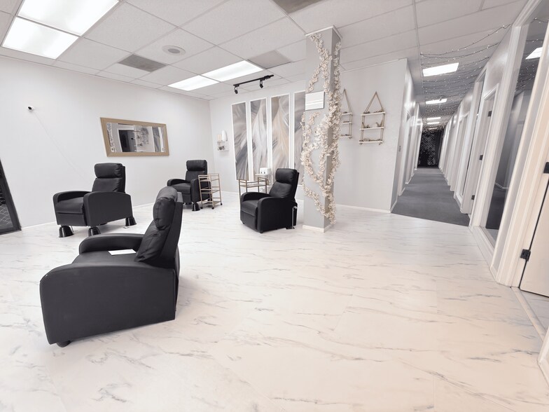 More Photos Of 145 N 4th St, Grand Junction Office For Lease