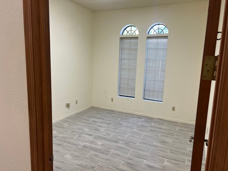 More Photos Of 2145 O St, Merced Office For Sale