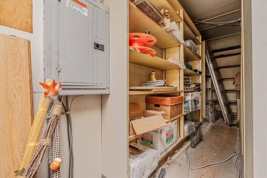 More Photos Of 3404 Main St, Homestead Storefront For Sale