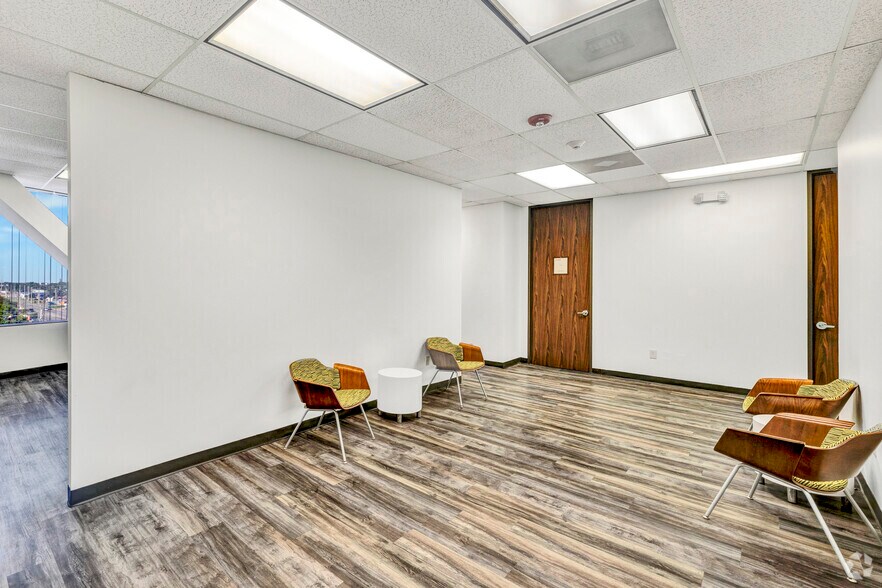 More Photos Of 213 W Southmore Ave, Pasadena Coworking Space