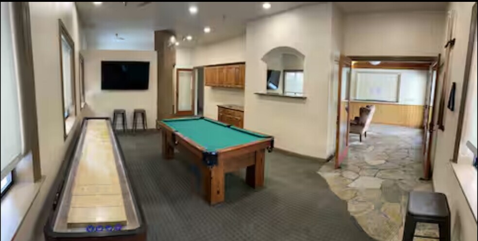More Photos Of 41441 CA-168, Shaver Lake Specialty For Sale