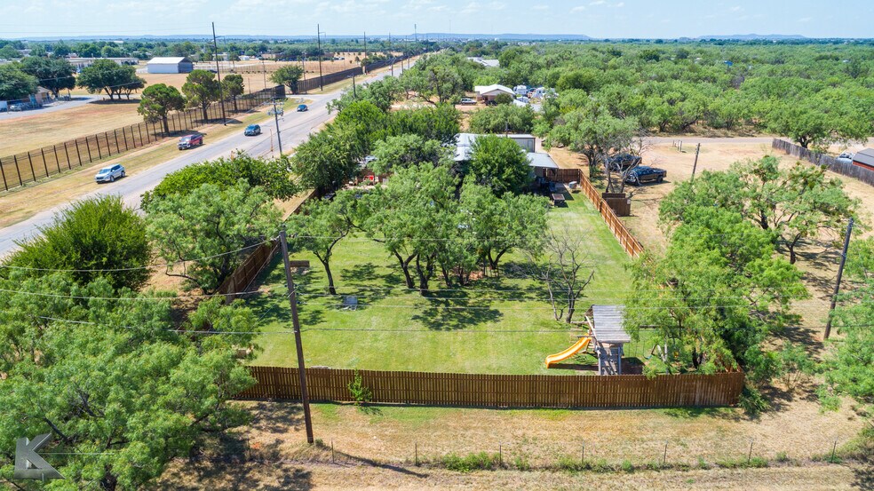 More Photos Of 2180 Maple St, Abilene Specialty For Sale