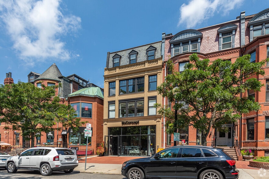 More Photos Of 275 Newbury St, Boston Storefront Retail Office For Lease