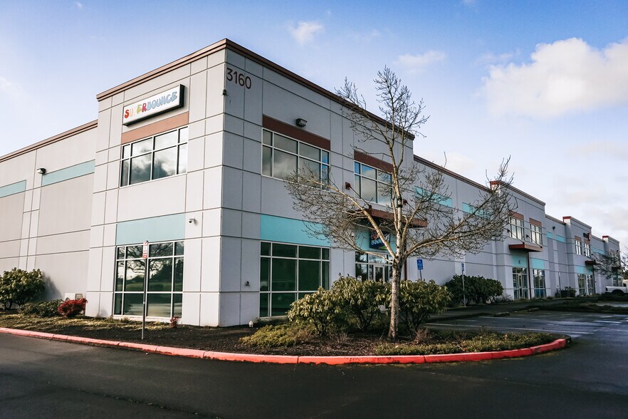 More Photos Of 3160 Blossom Dr NE, Salem Flex For Lease