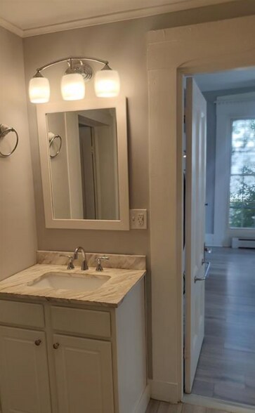 More Photos Of 223 High St, Somersworth Multifamily For Sale