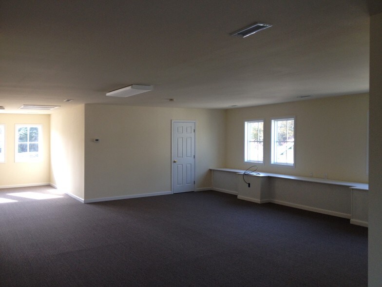 More Photos Of 277 Willbrook Blvd, Pawleys Island Office For Sale