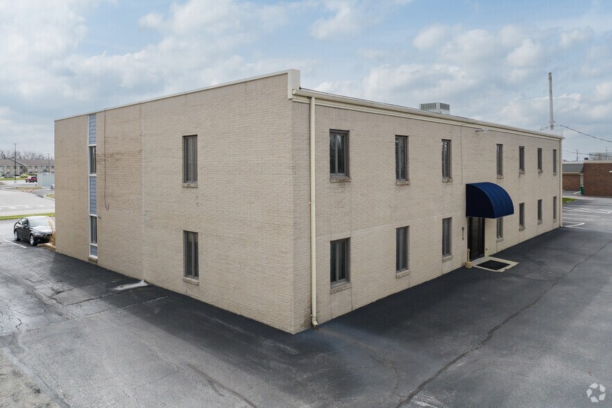 More Photos Of 27457 Holiday Ln, Perrysburg Office Residential For Lease