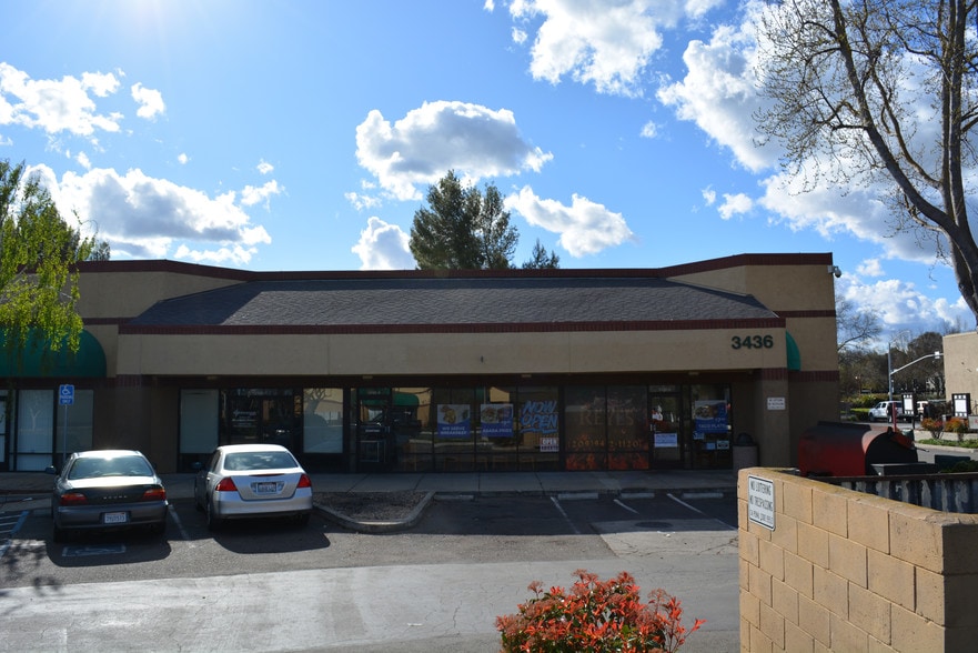 More Photos Of 3410 W Hammer Ln, Stockton Freestanding For Lease